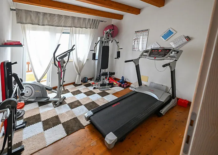 فيلة Host Monti Del Sole *